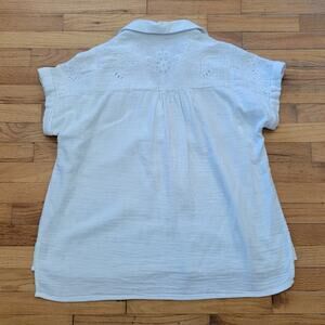 Studio West White Cotton Embroidered Eyelet Blouse Cuffed Sleeve Popover Beachy